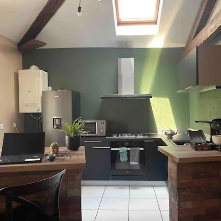 De Charme 80m2 Apartment *