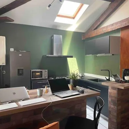 De Charme 80m2 Apartment Givors